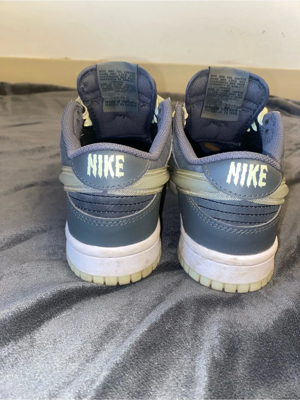 Nike Kids Low-Top Sneakers in Iron Grey and Cool Lime